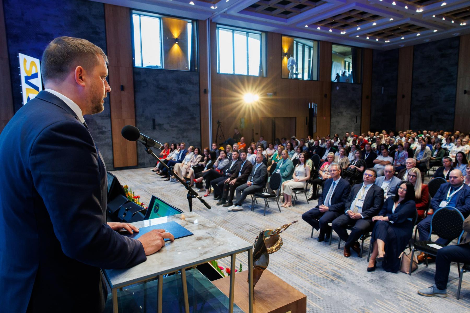 Events Damian Jasna 245